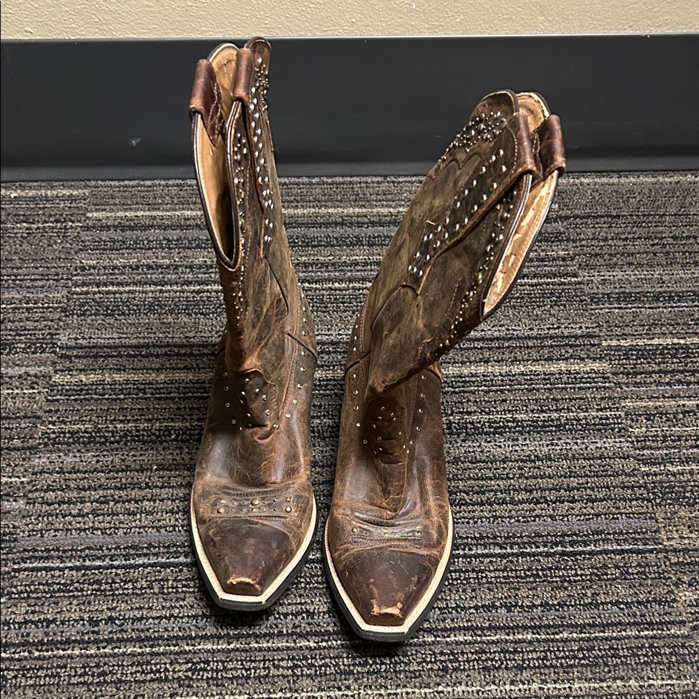 Brown Western ariat Leather Boots